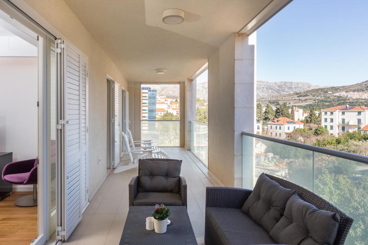 Nav Apartment