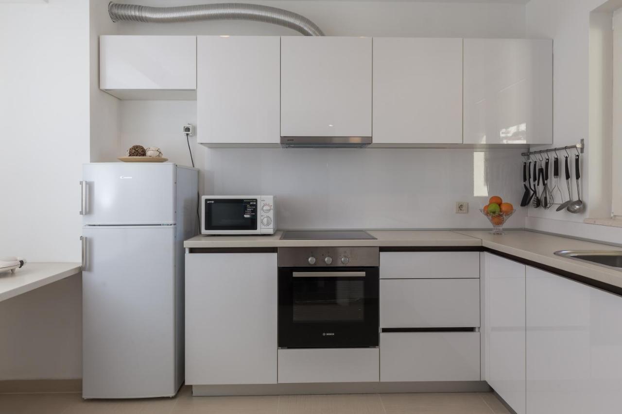 Nav Apartment *