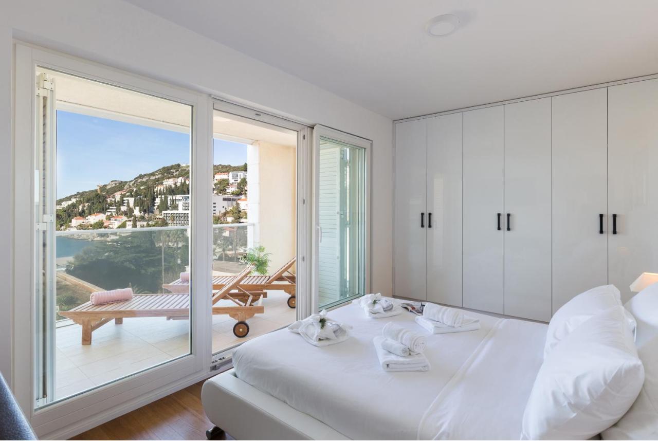Nav Apartment