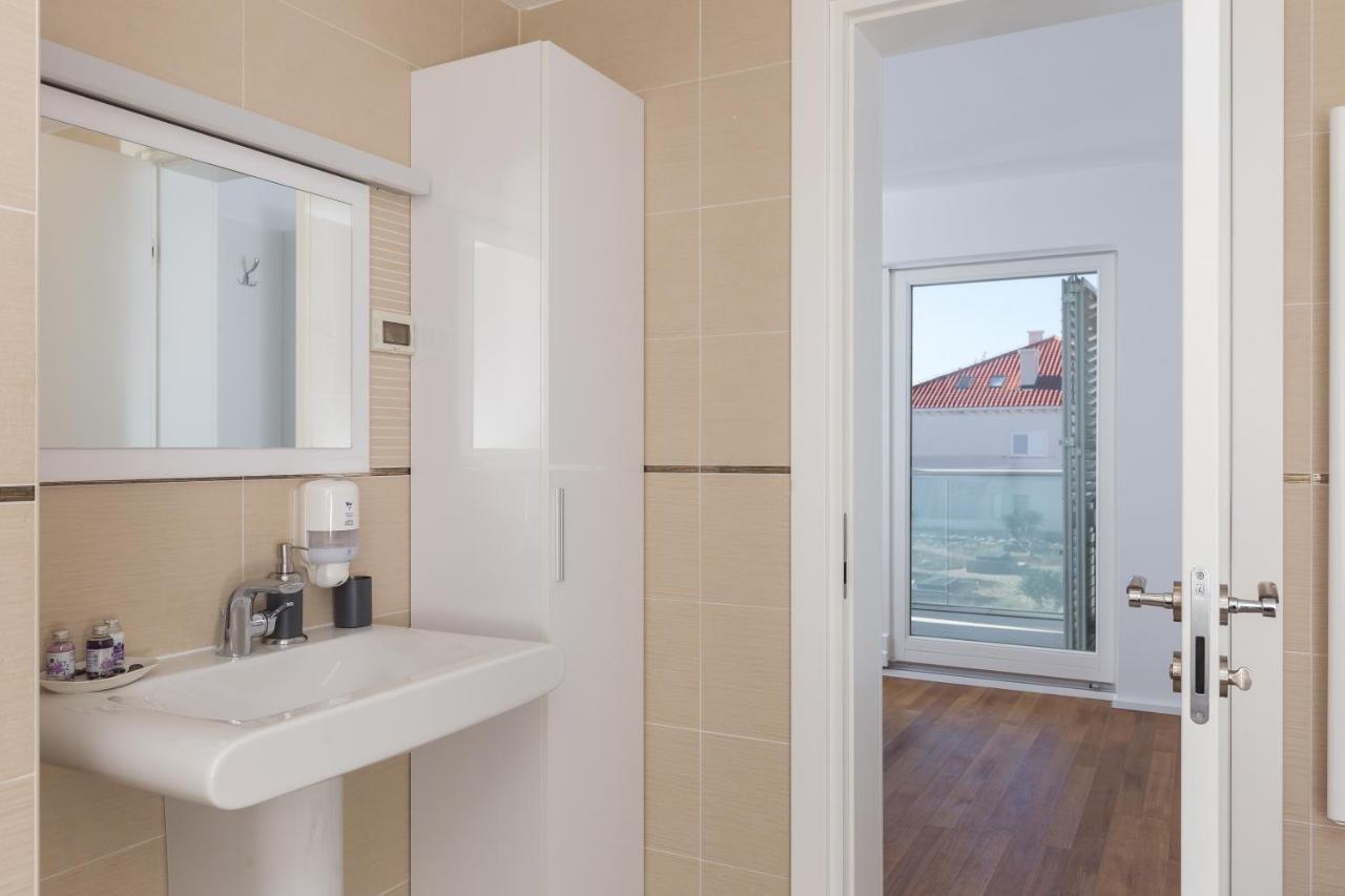 Apartment Nav