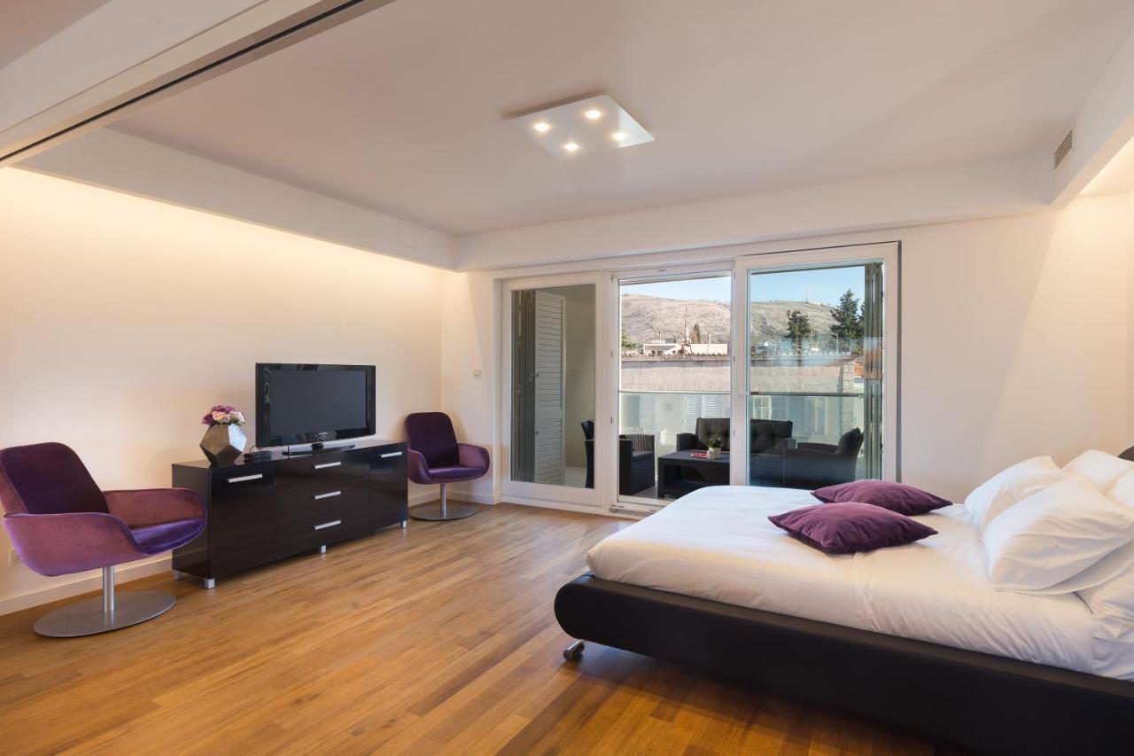 Apartment Nav