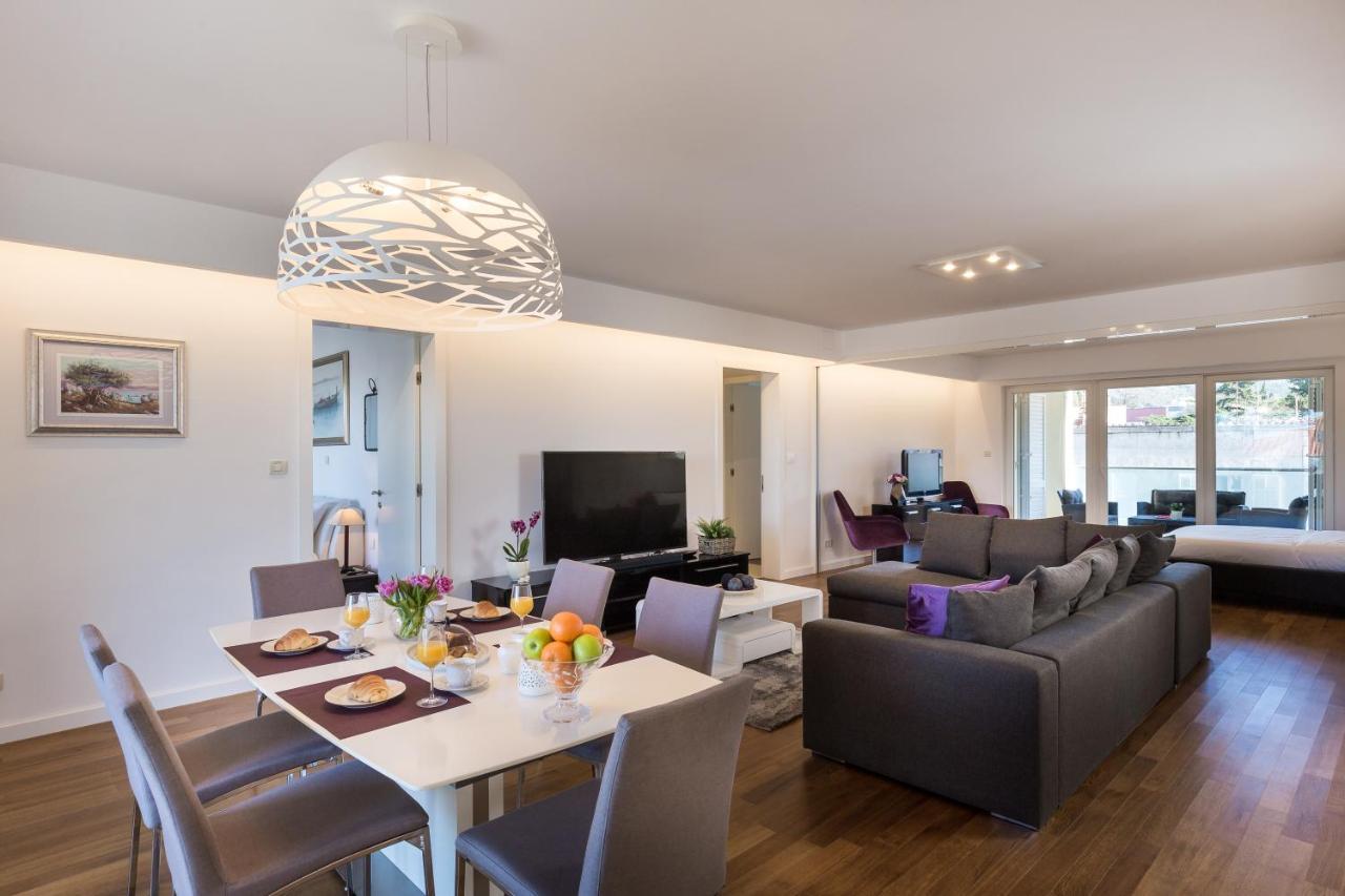 Nav Apartment